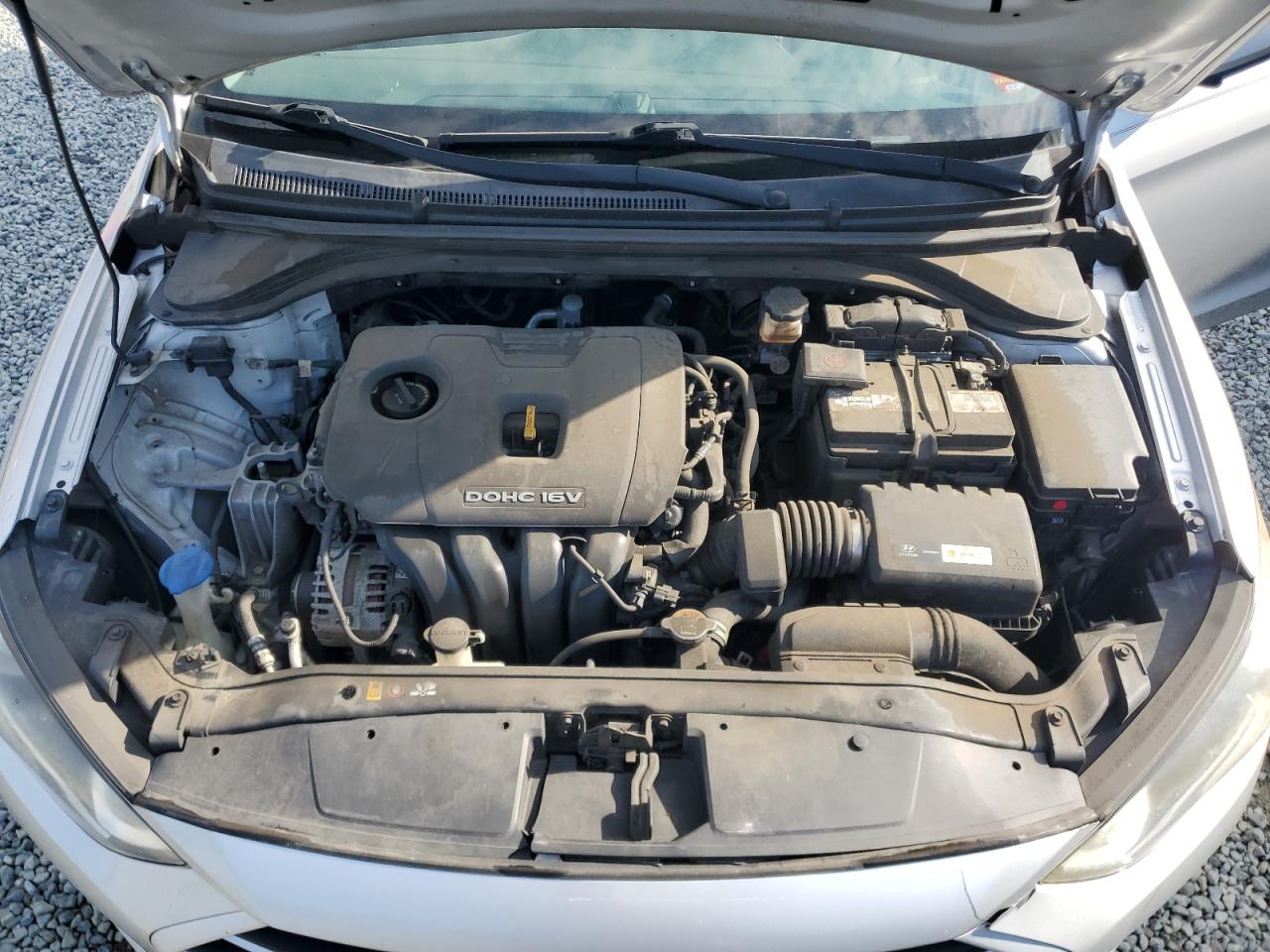 2017 Hyundai Elantra Se VIN: KMHD74LFXHU121817 Lot: 61438124