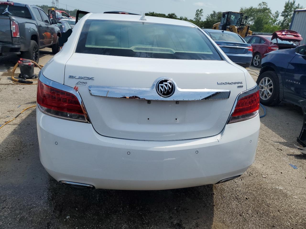 2010 Buick Lacrosse Cxs VIN: 1G4GE5EV9AF220426 Lot: 62910344