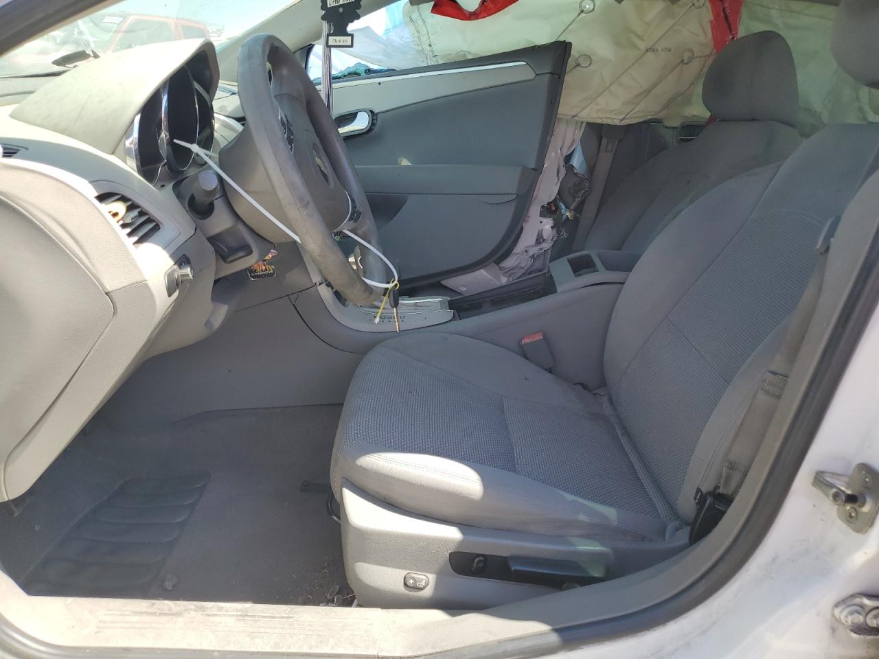 2011 Chevrolet Malibu Ls VIN: 1G1ZB5E17BF105286 Lot: 59588634