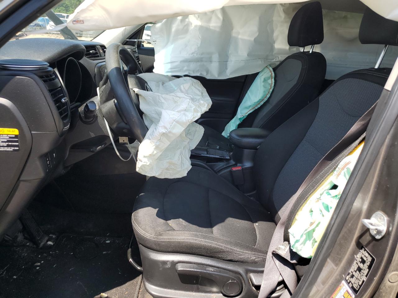 2018 Kia Soul + VIN: KNDJP3A53J7603349 Lot: 62325384