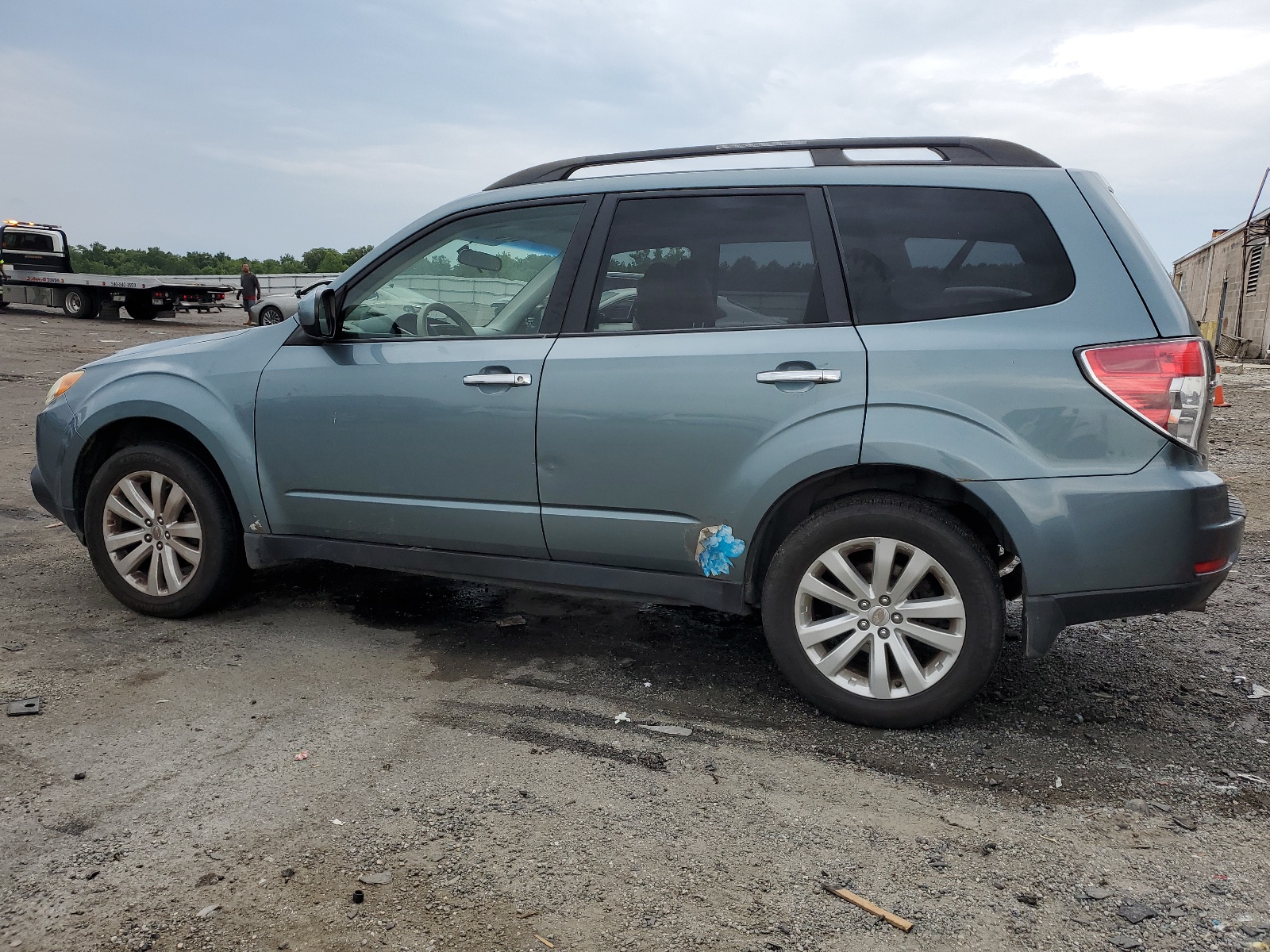 2012 Subaru Forester 2.5X Premium vin: JF2SHADC7CH420468