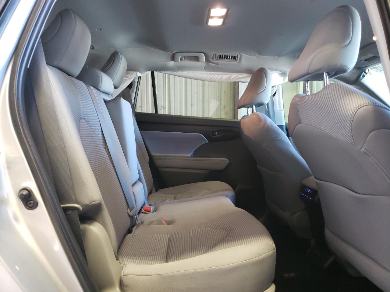 2021 Toyota Highlander L VIN: 5TDZZRAHXMS521364 Lot: 63363644