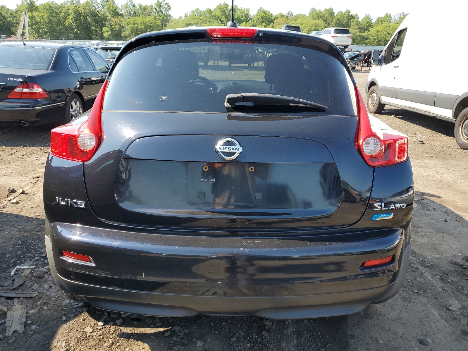 2012 Nissan Juke S vin: JN8AF5MV4CT107680