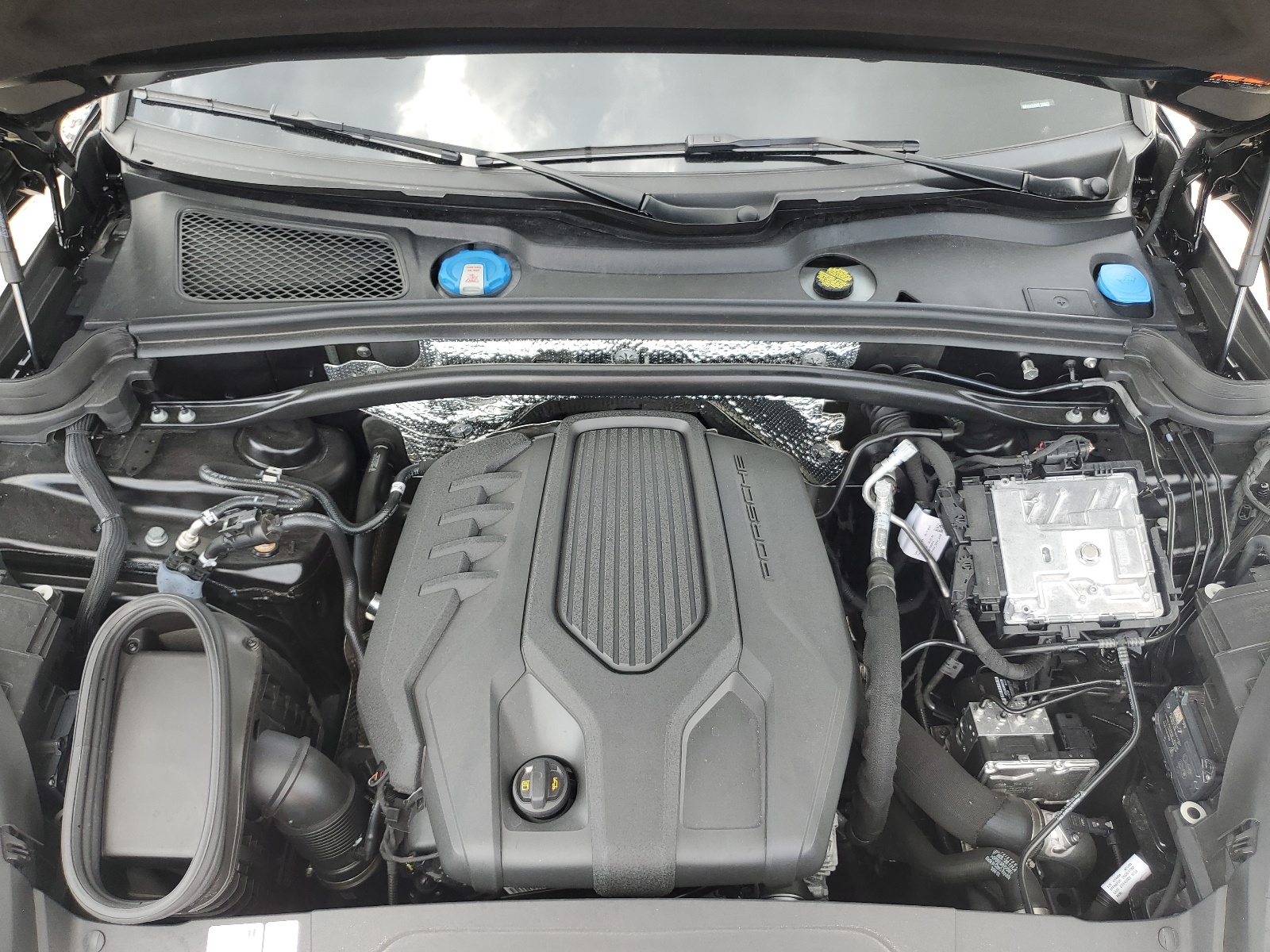 WP1AA2A54PLB08863 2023 Porsche Macan Base