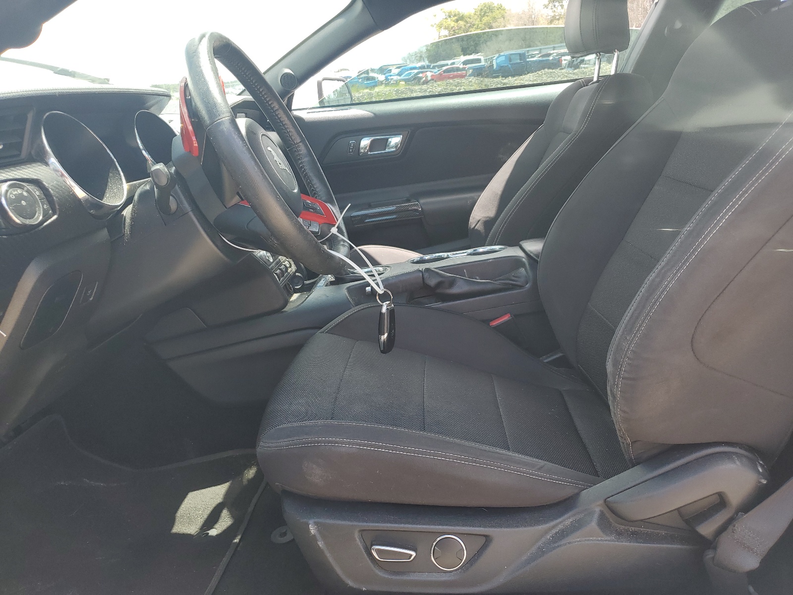 1FA6P8AMXG5326686 2016 Ford Mustang