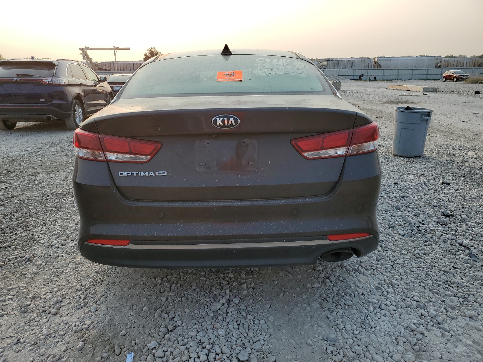 KNAGT4L31J5237665 2018 Kia Optima Lx