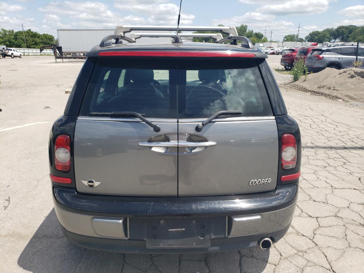 2010 Mini Cooper Clubman VIN: WMWML3C55ATX37032 Lot: 63806594