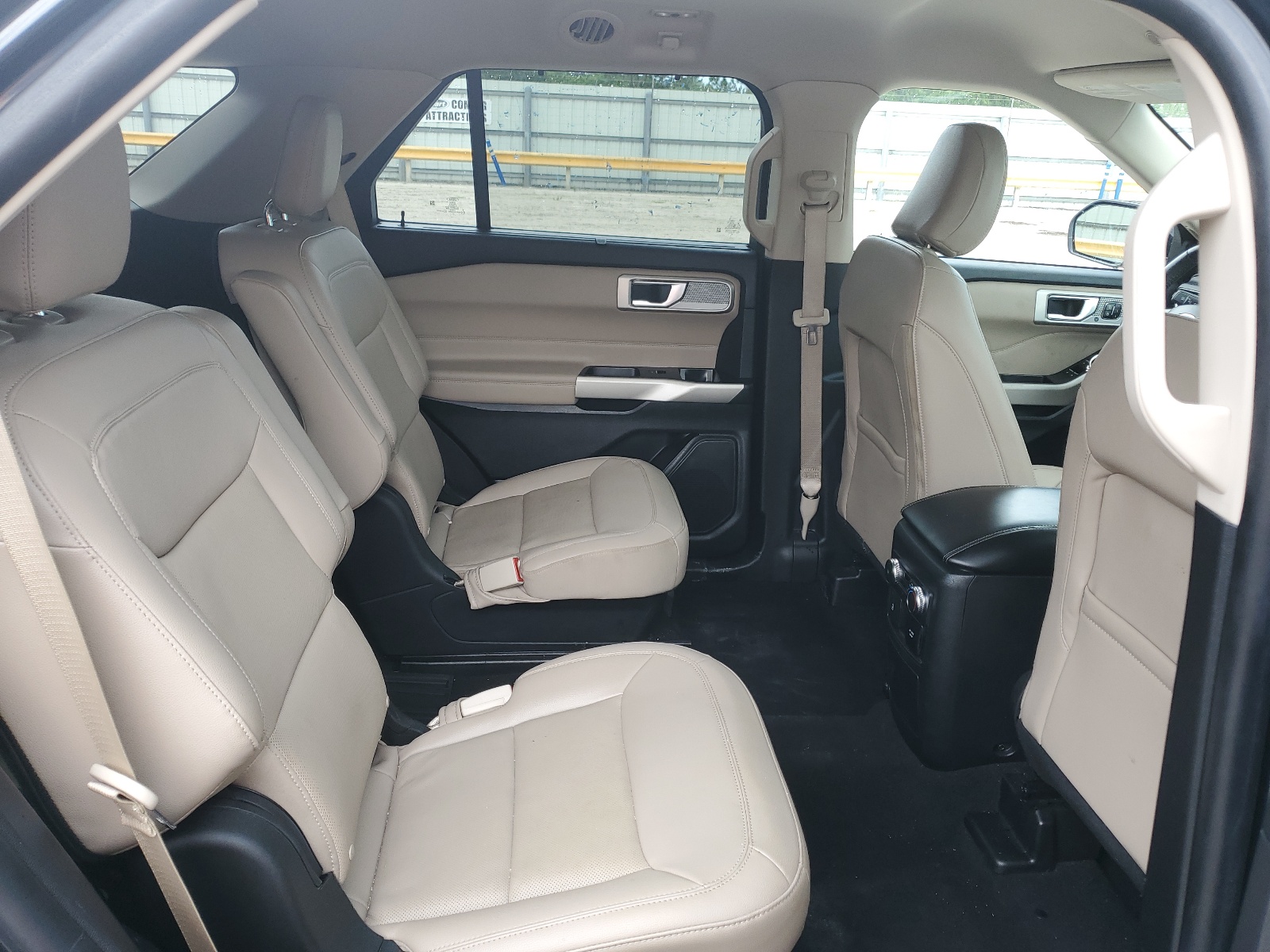 1FMSK7FH1NGA64437 2022 Ford Explorer Limited