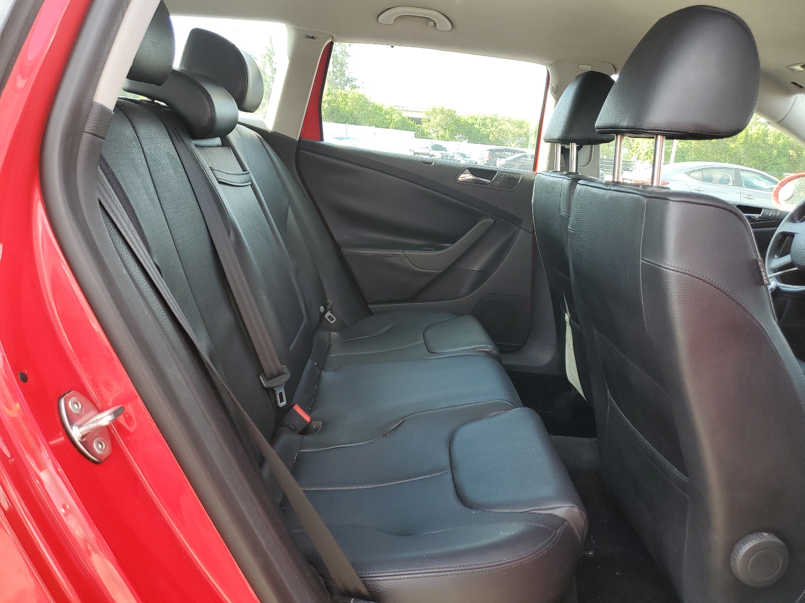 WVWXK73C38E153090 2008 Volkswagen Passat Wagon Turbo