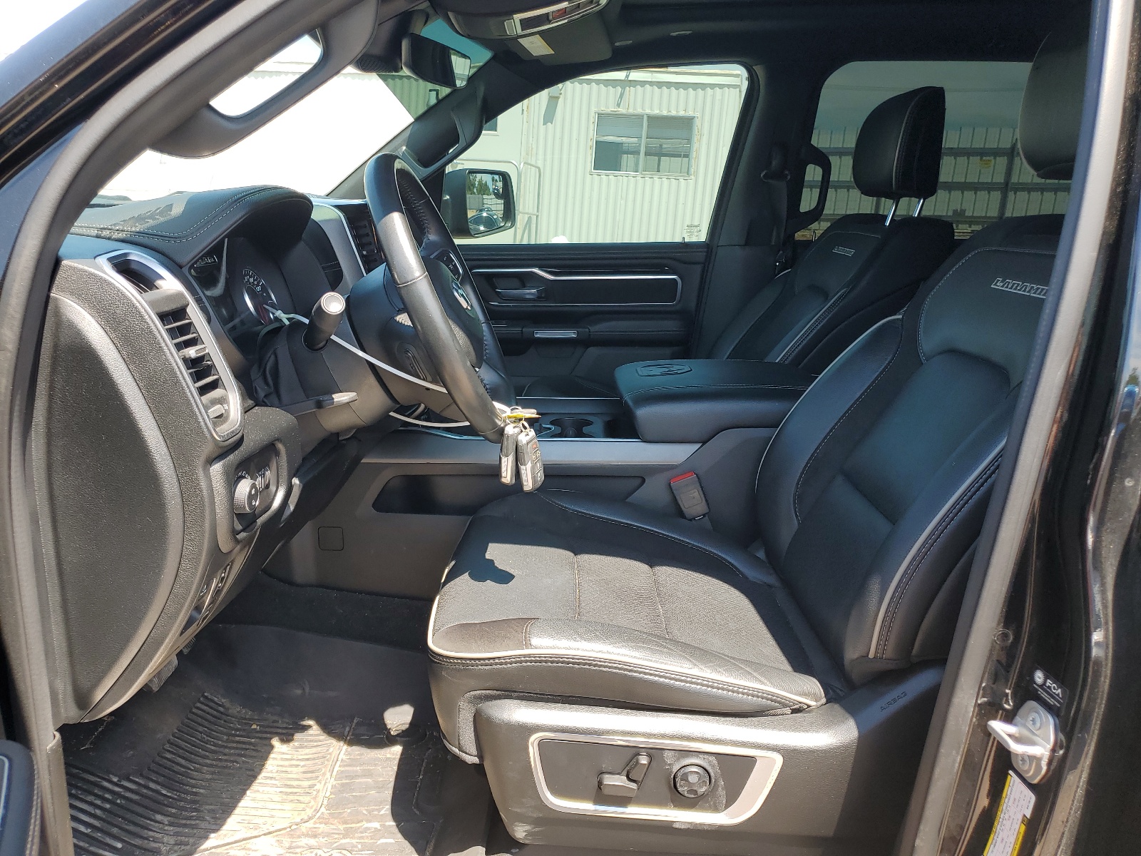 1C6SRFJT0MN739167 2021 Ram 1500 Laramie