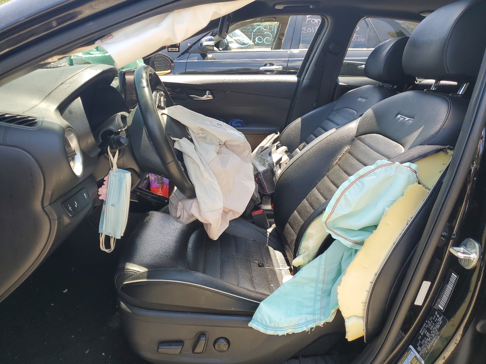 3KPF54AD5NE421392 2022 Kia Forte Gt Line