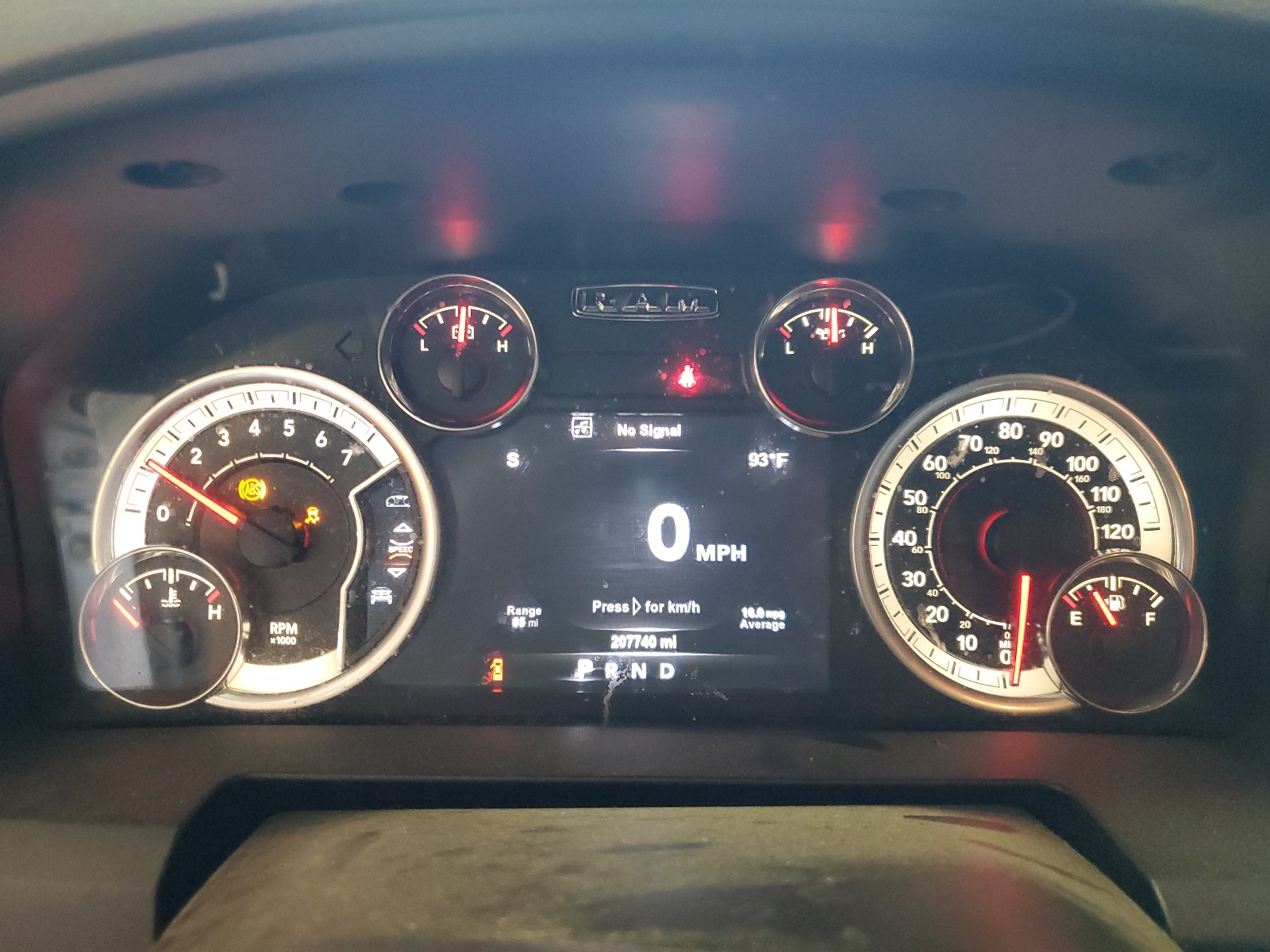 1C6RR6LT6HS550574 2017 Ram 1500 Slt