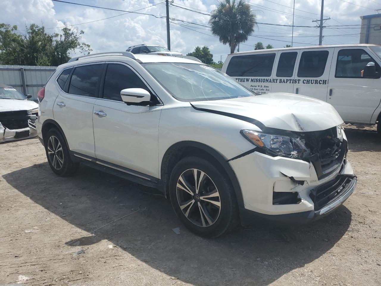 2017 Nissan Rogue S VIN: JN8AT2MT4HW154333 Lot: 64925304