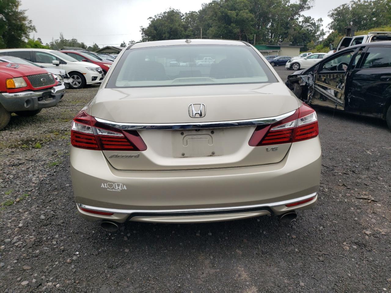 2017 Honda Accord Exl VIN: 1HGCR3F0XHA039147 Lot: 62767044