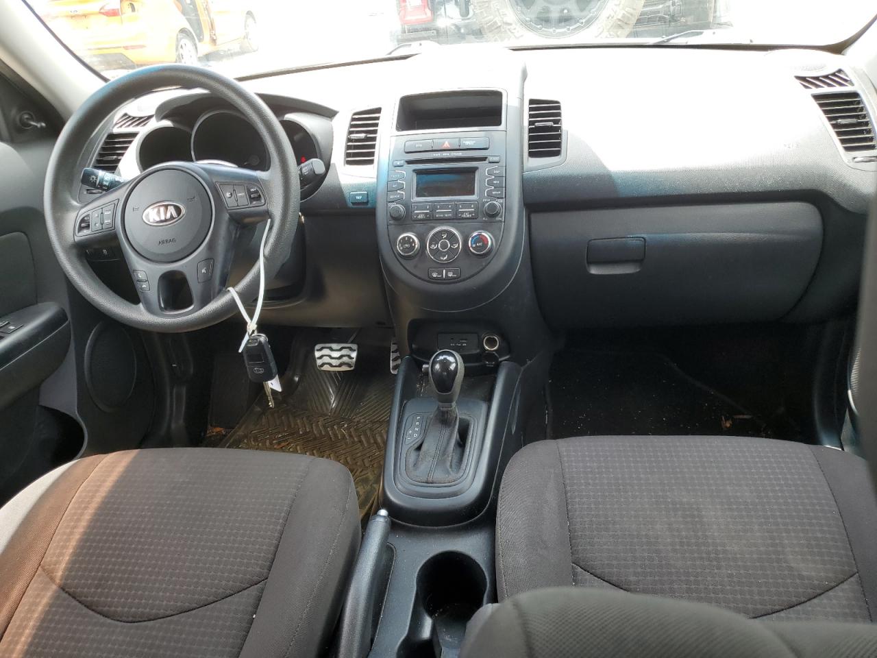 KNDJT2A53D7570928 2013 Kia Soul