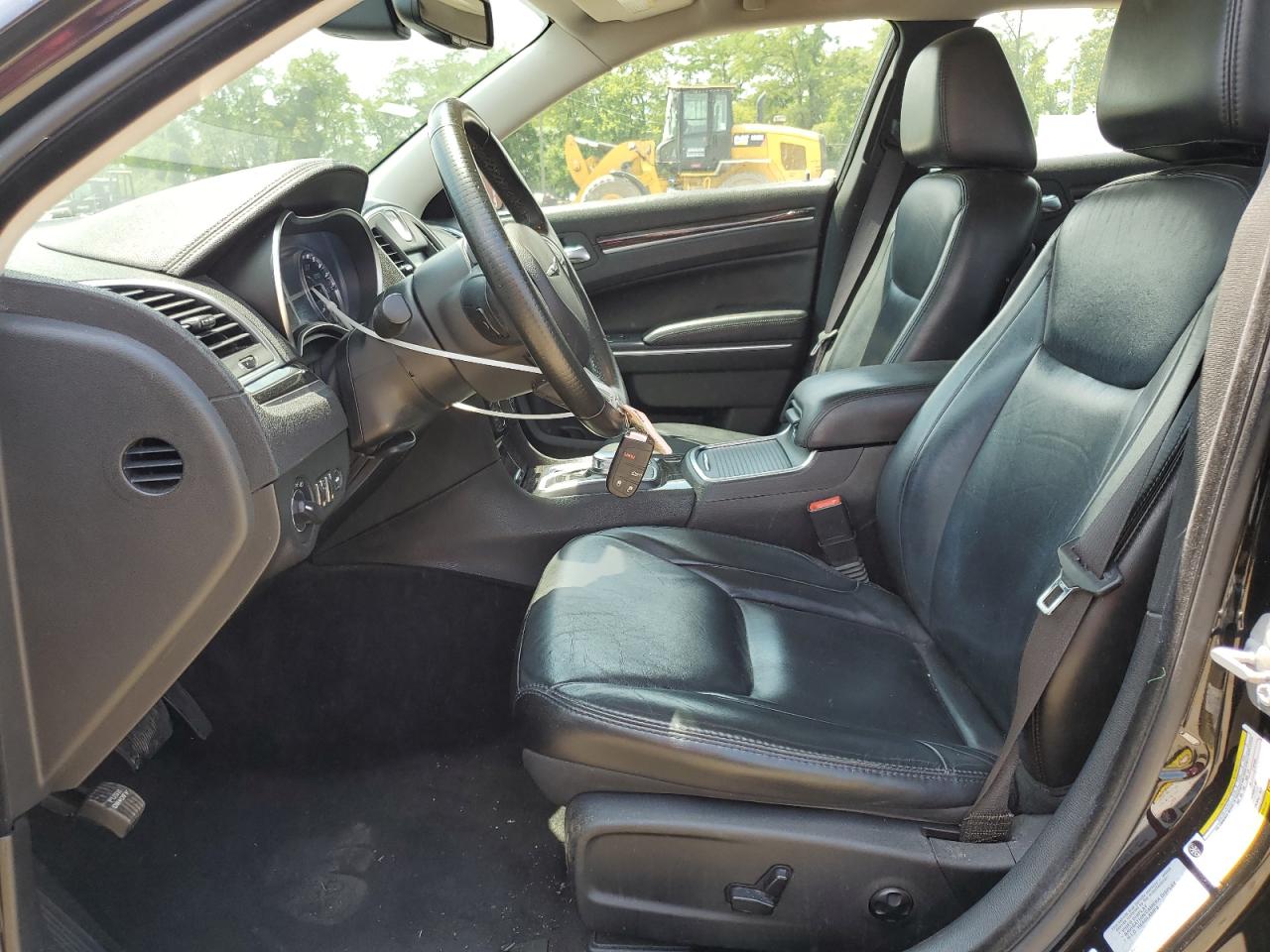 2016 Chrysler 300 Limited VIN: 2C3CCAAG2GH190559 Lot: 61897674