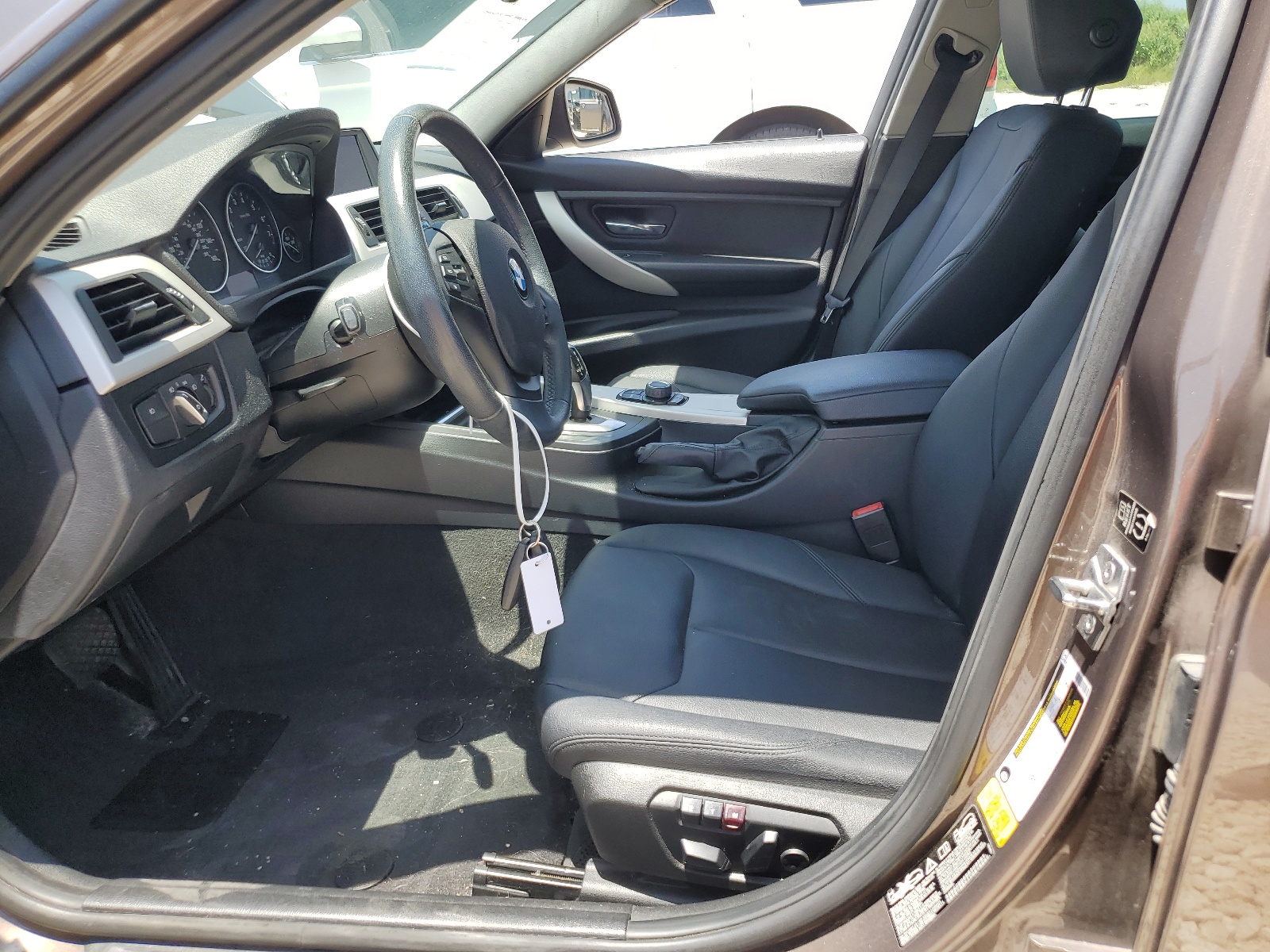 WBA3C3C52EF983861 2014 BMW 320 I xDrive