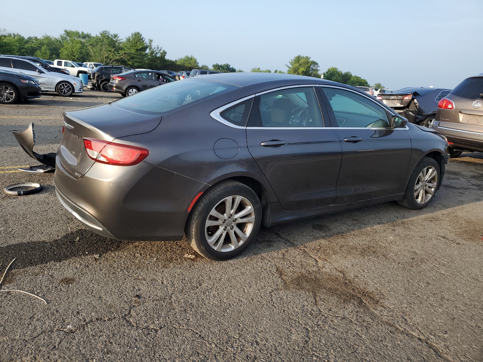 2016 Chrysler 200 Limited vin: 1C3CCCAB6GN109280