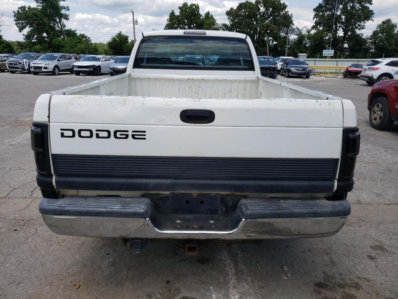 1998 Dodge Ram 2500 VIN: 1B7KC2365WJ252275 Lot: 64103094