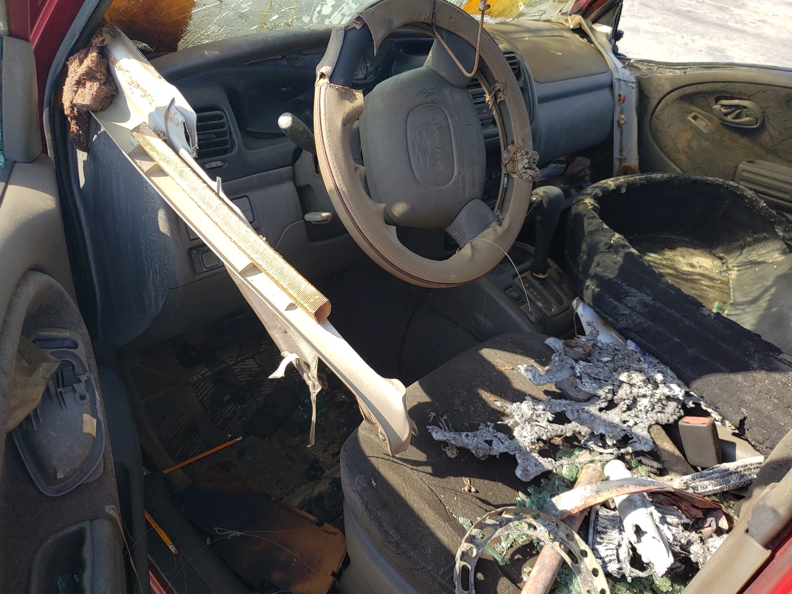 2CNBE634X16949149 2001 Chevrolet Tracker Lt