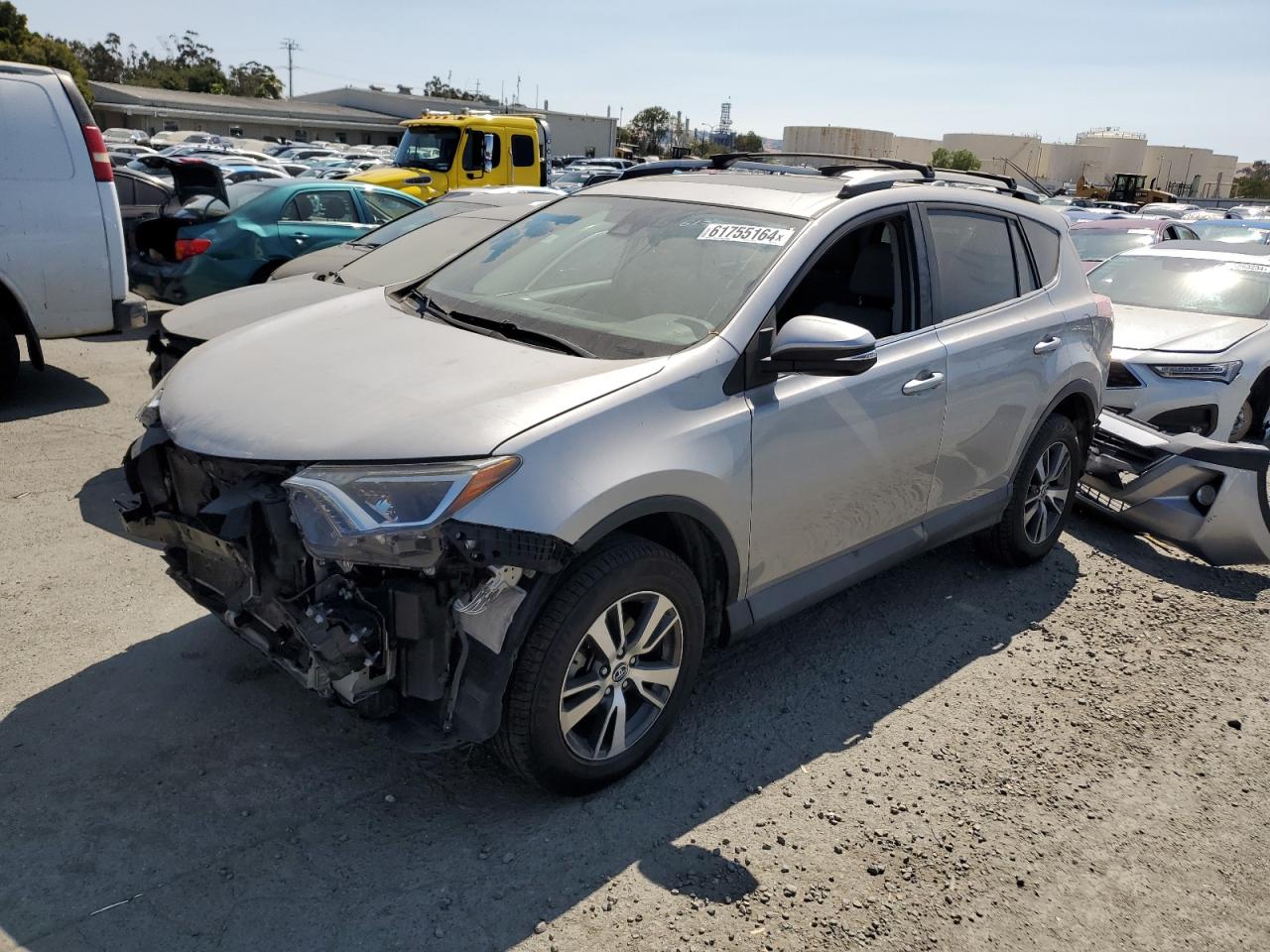 2T3WFREV1HW316113 2017 TOYOTA RAV 4 - Image 1