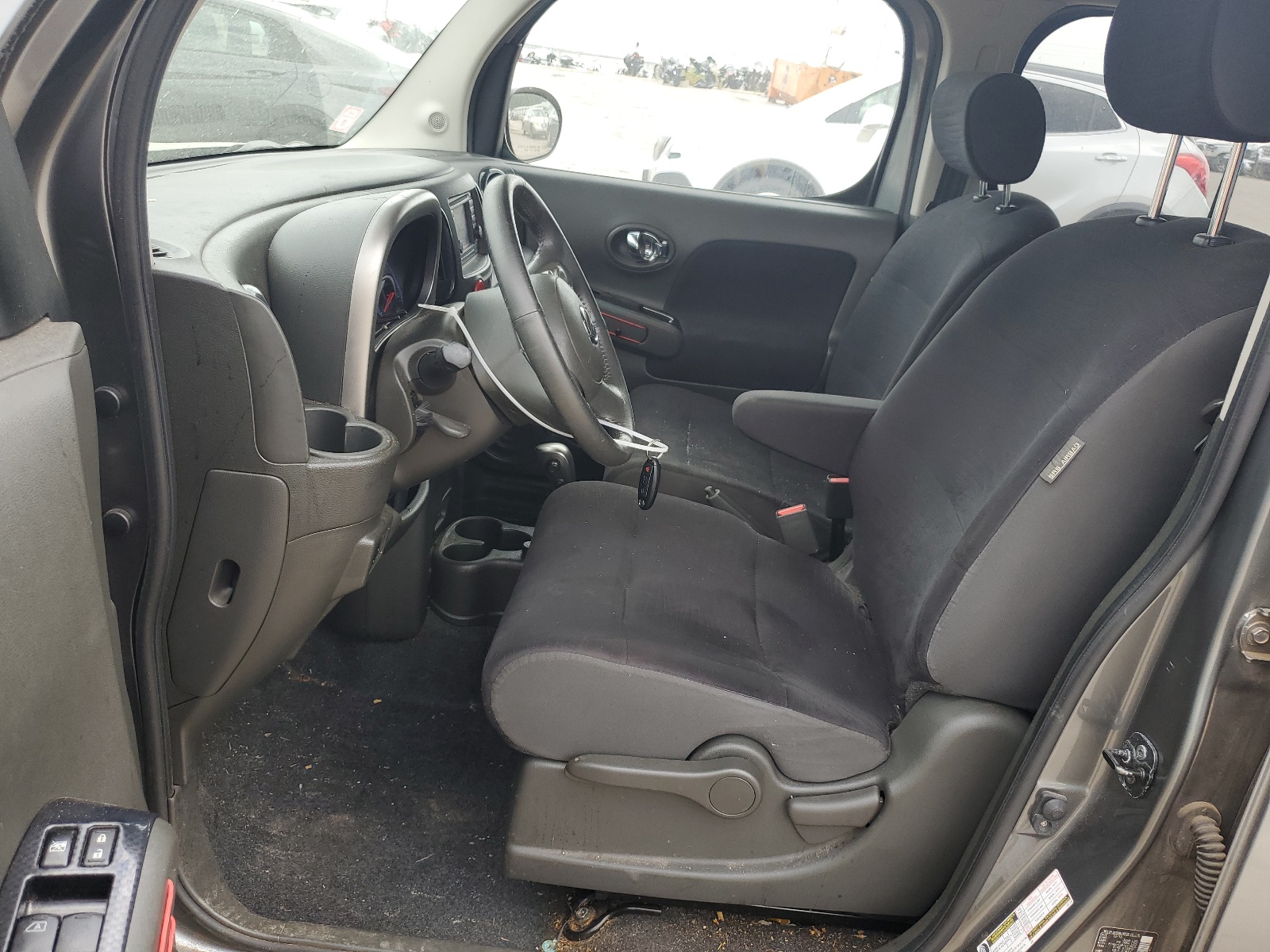 JN8AZ2KR9BT206232 2011 Nissan Cube Base