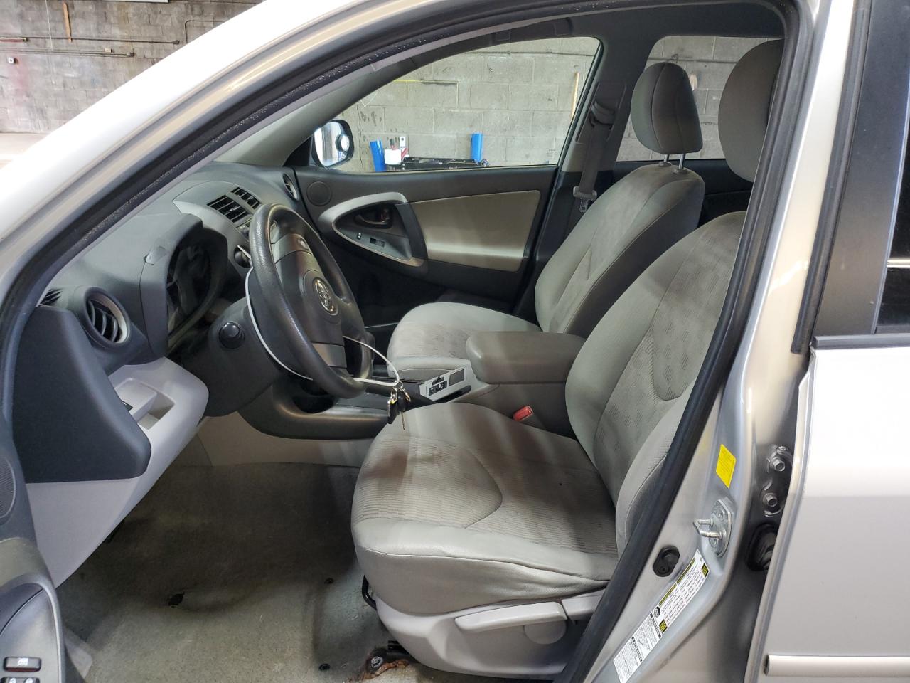 2011 Toyota Rav4 VIN: 2T3BF4DV3BW084804 Lot: 61702024