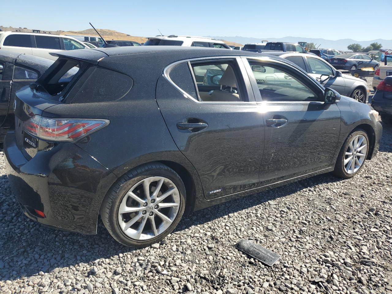 2012 Lexus CT - Image 3