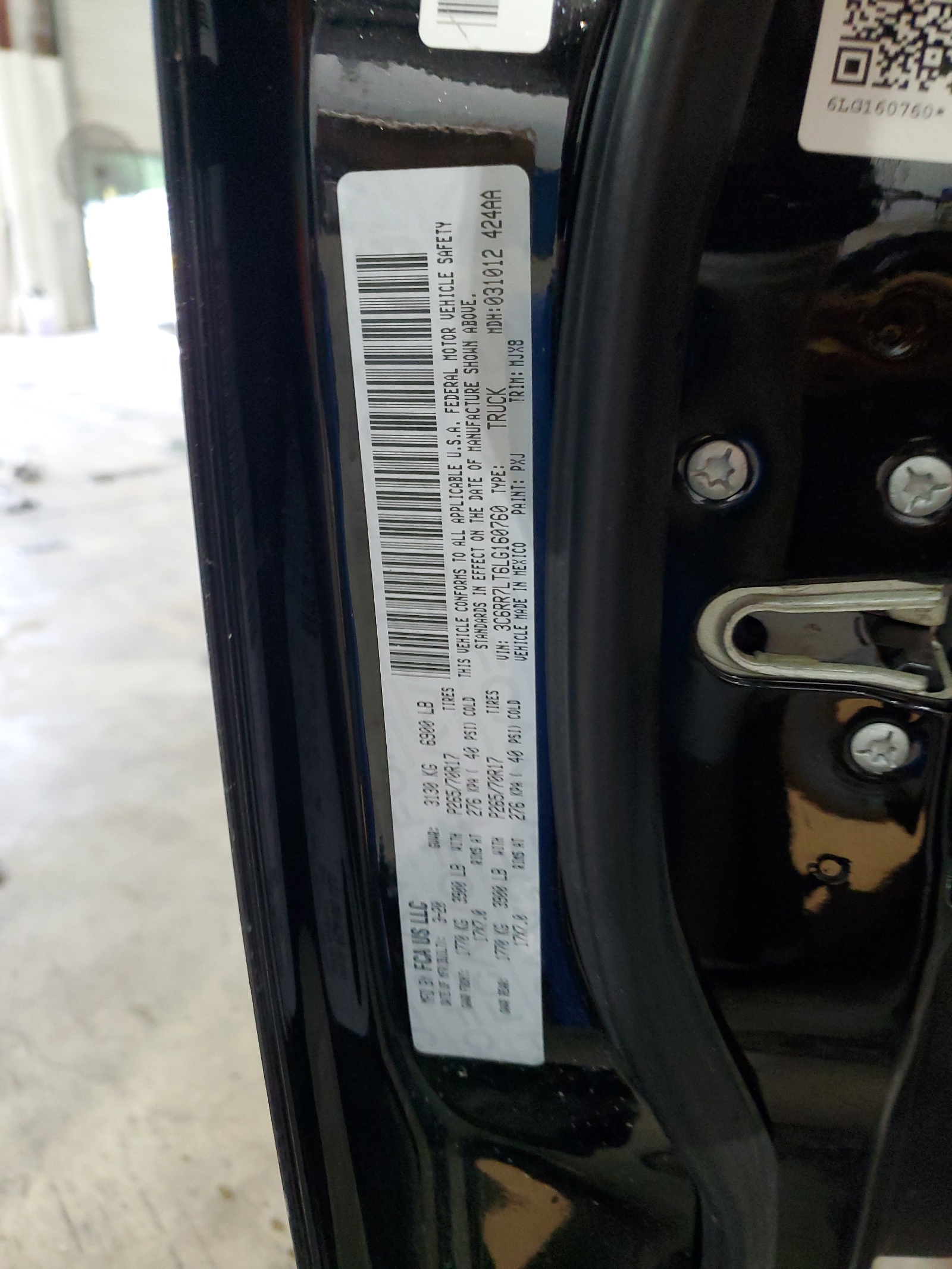 3C6RR7LT6LG160760 2020 Ram 1500 Classic Warlock