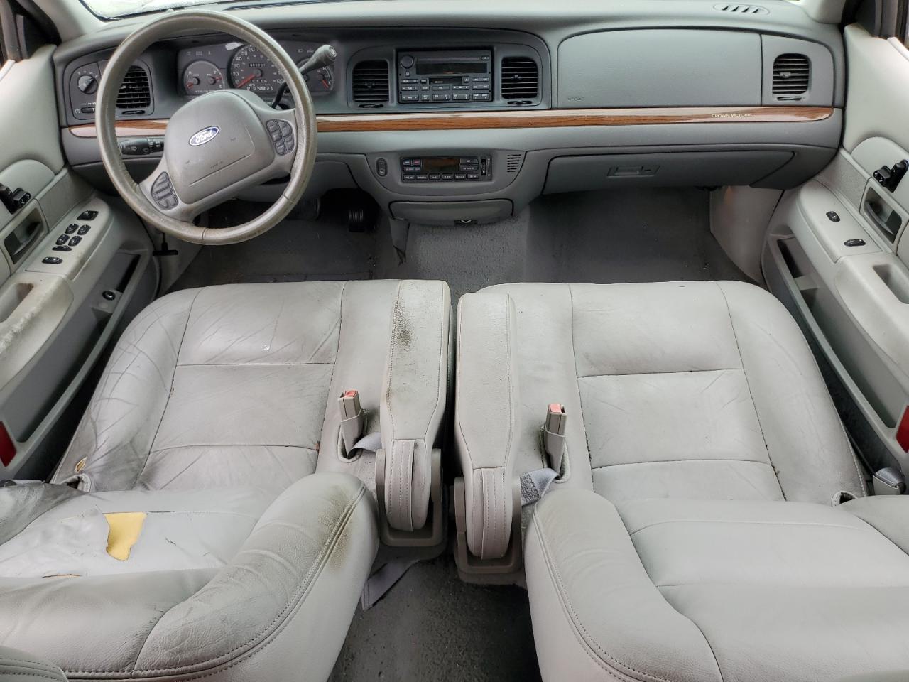 2004 Ford Crown Victoria Lx VIN: 2FAFP74WX4X140874 Lot: 62530204