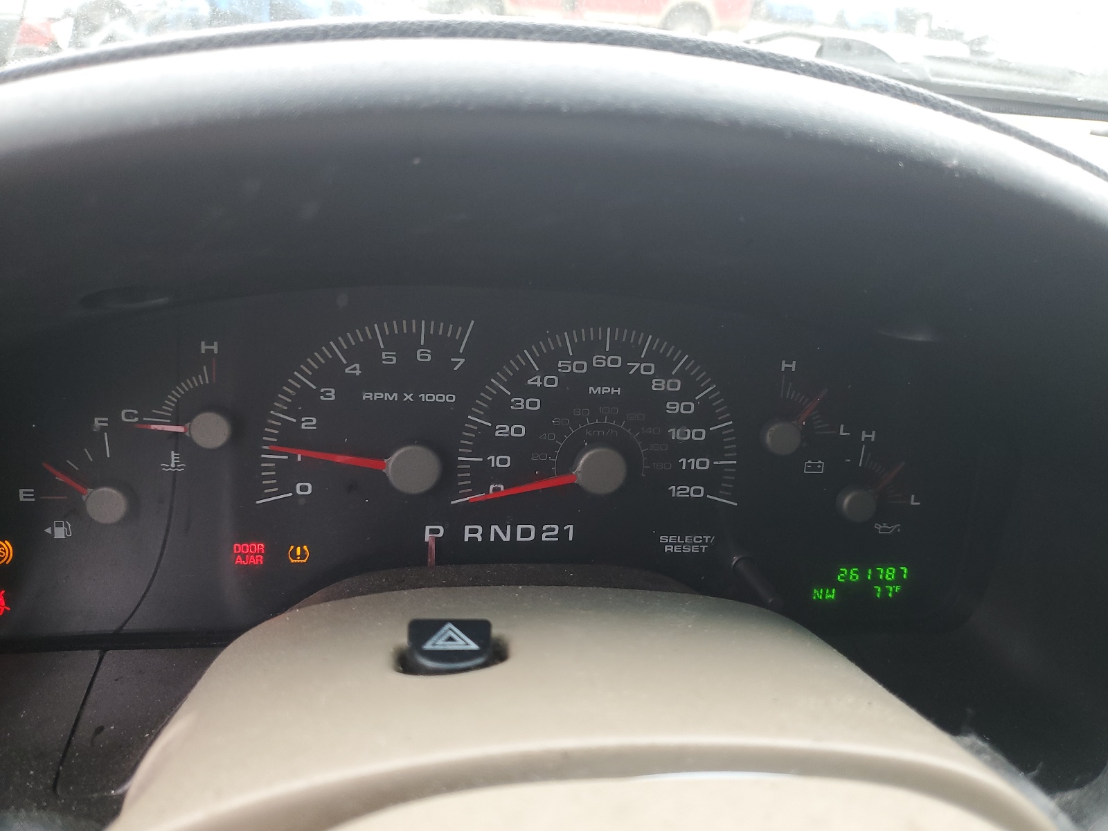 1FMRU15W14LA33717 2004 Ford Expedition Xlt