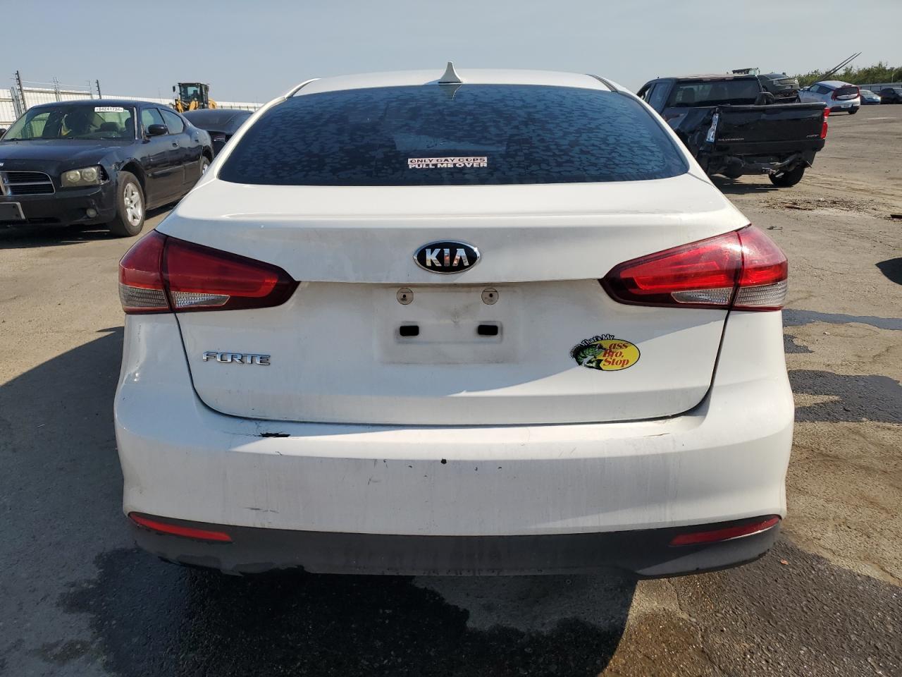 2018 Kia Forte Lx VIN: 3KPFK4A74JE229202 Lot: 64588814