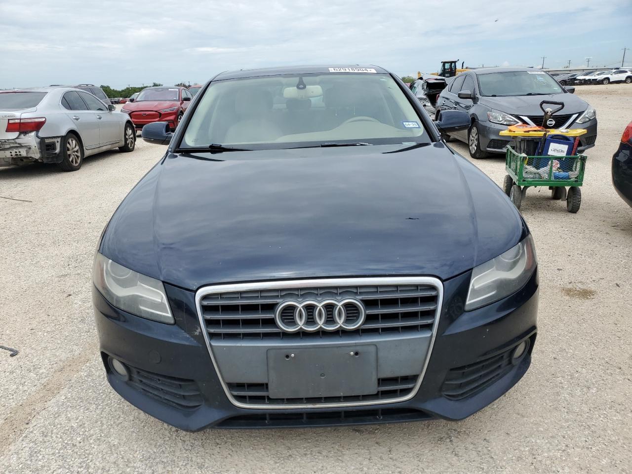 2011 Audi A4 Premium Plus VIN: WAUEFAFL8BN038218 Lot: 62918904