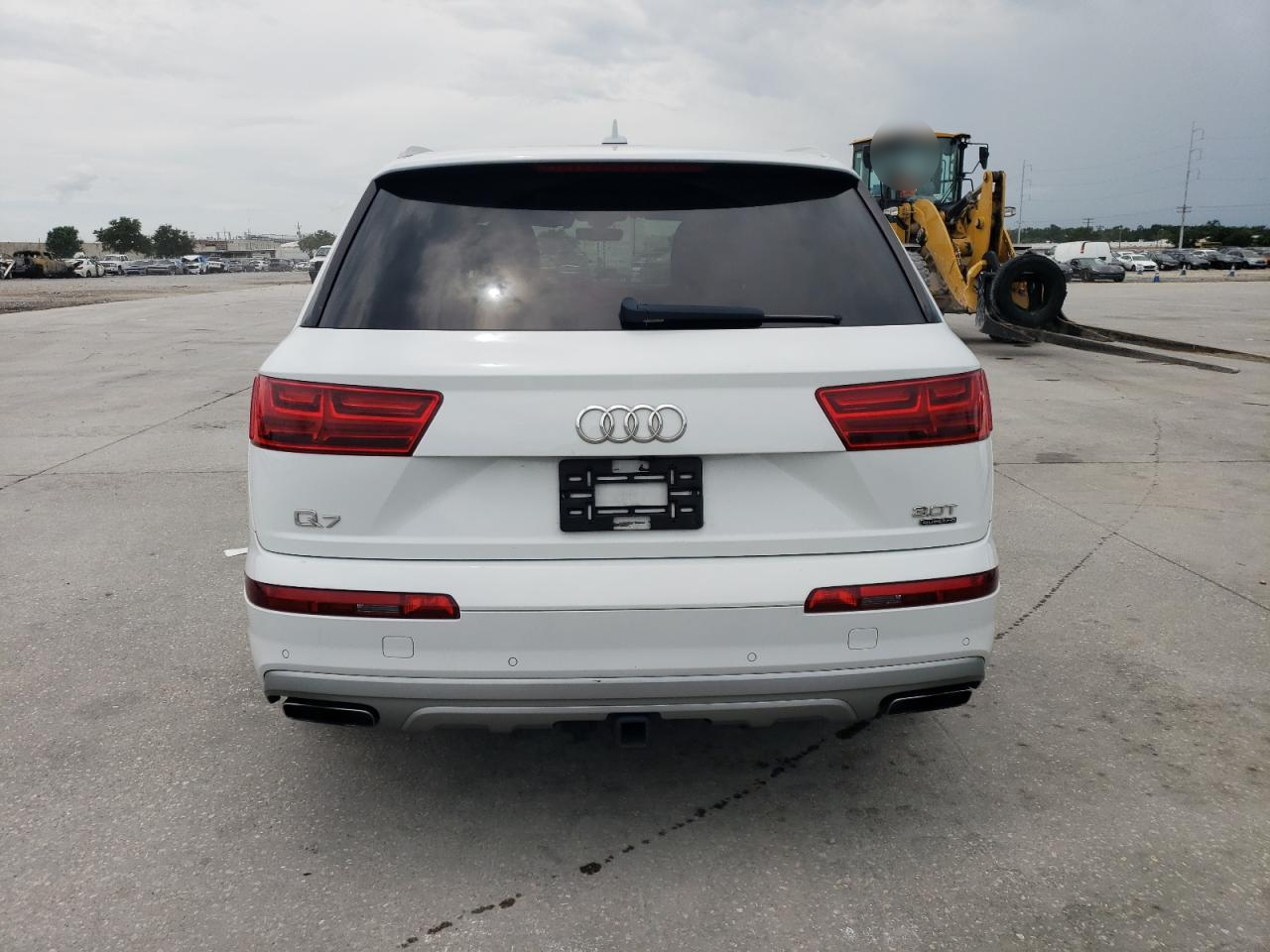 WA1LAAF72JD017665 2018 Audi Q7 Premium Plus