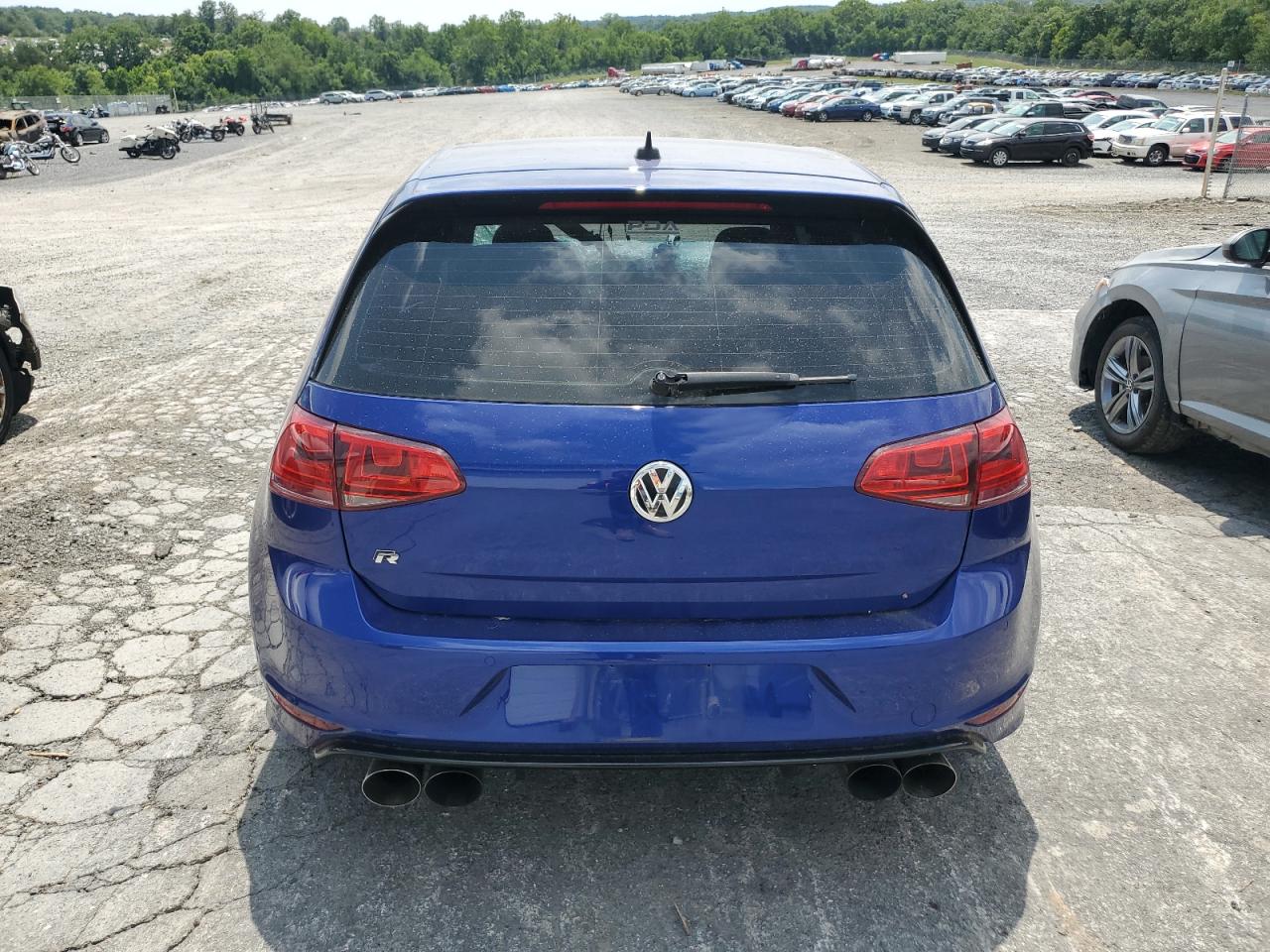 2015 Volkswagen Golf R VIN: WVWLF7AU8FW230560 Lot: 63407204