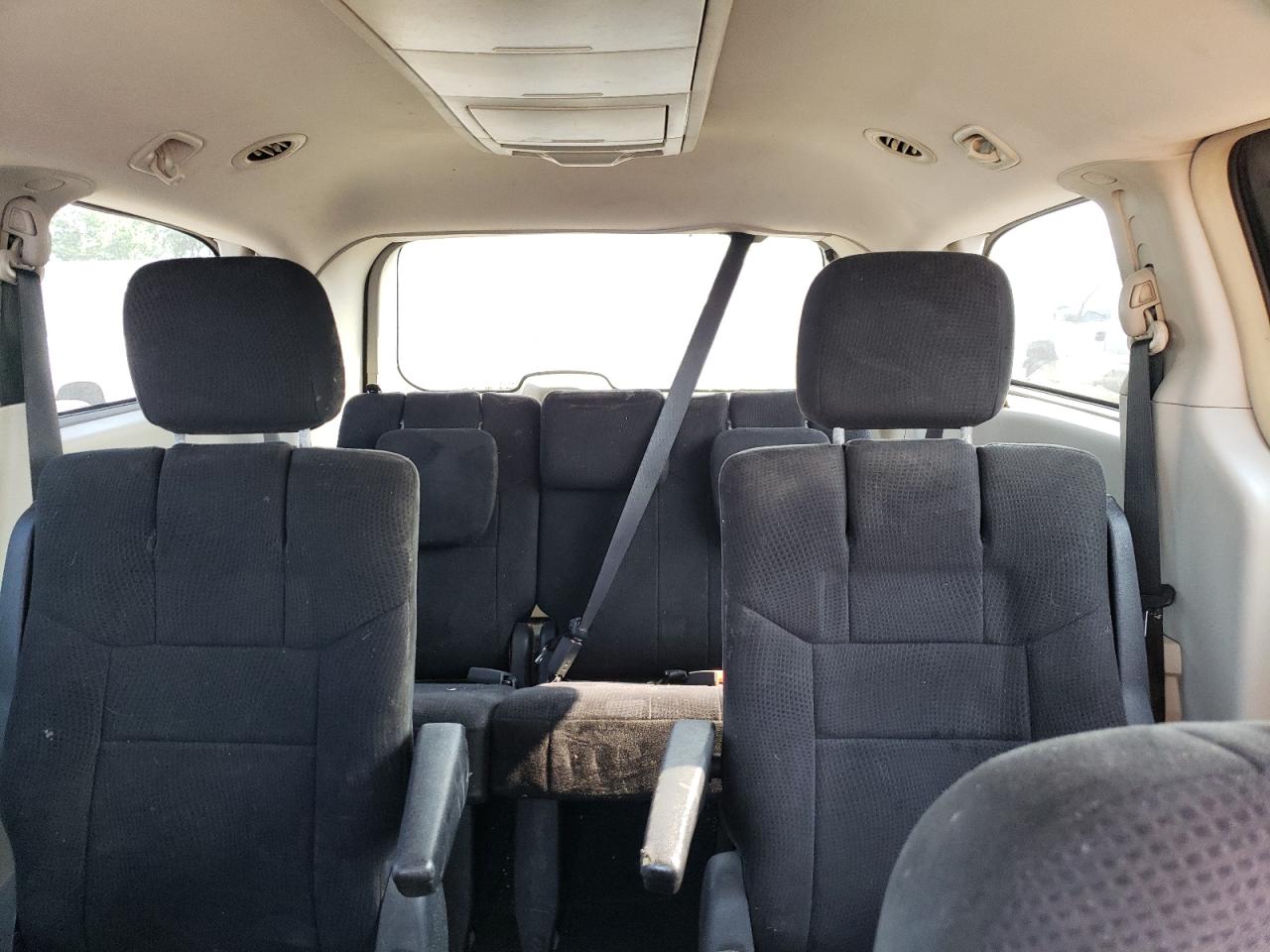 2011 Chrysler Town & Country Touring VIN: 2A4RR5DG2BR747152 Lot: 64374604