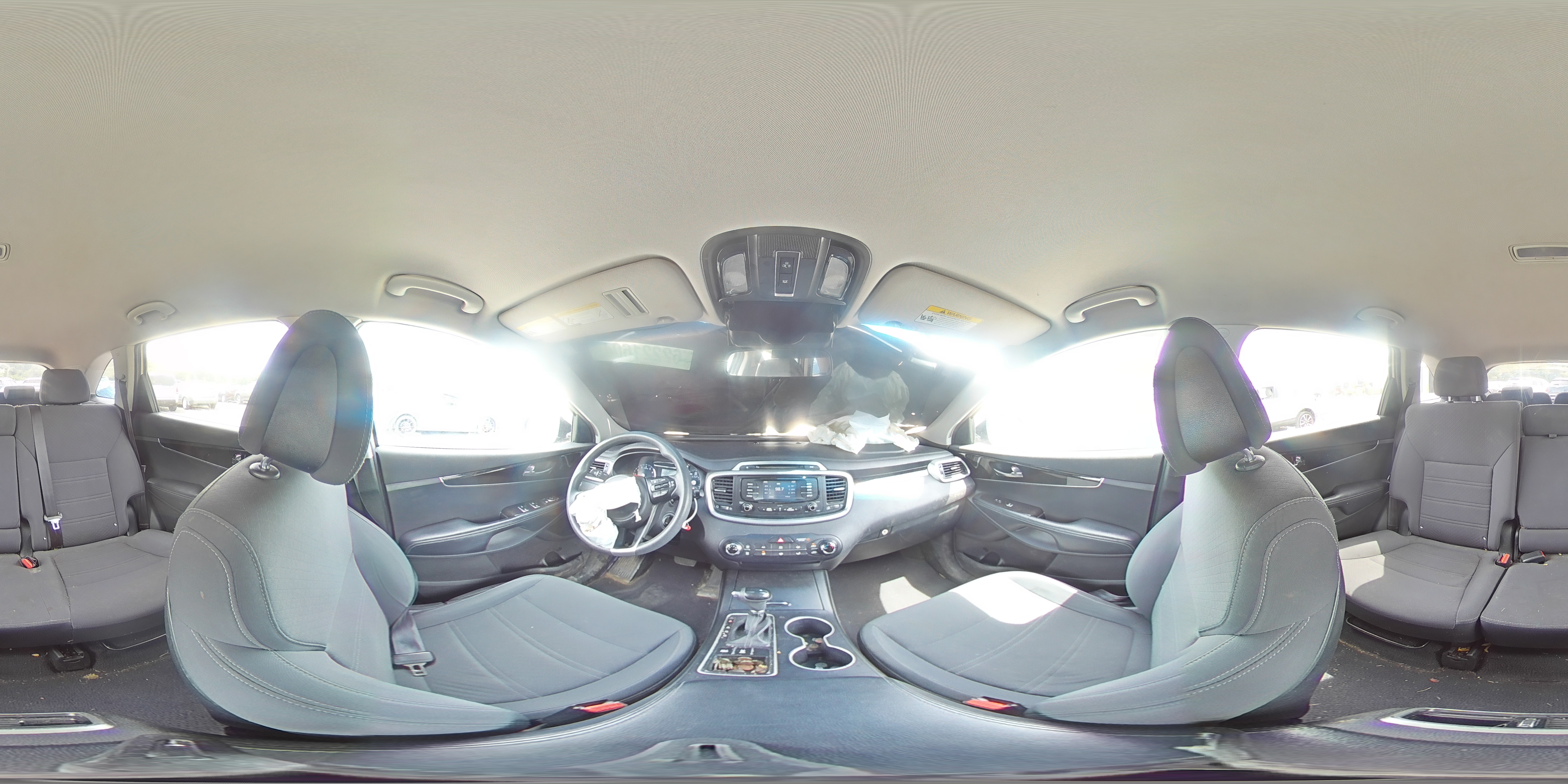 2016 Kia Sorento - Image 13