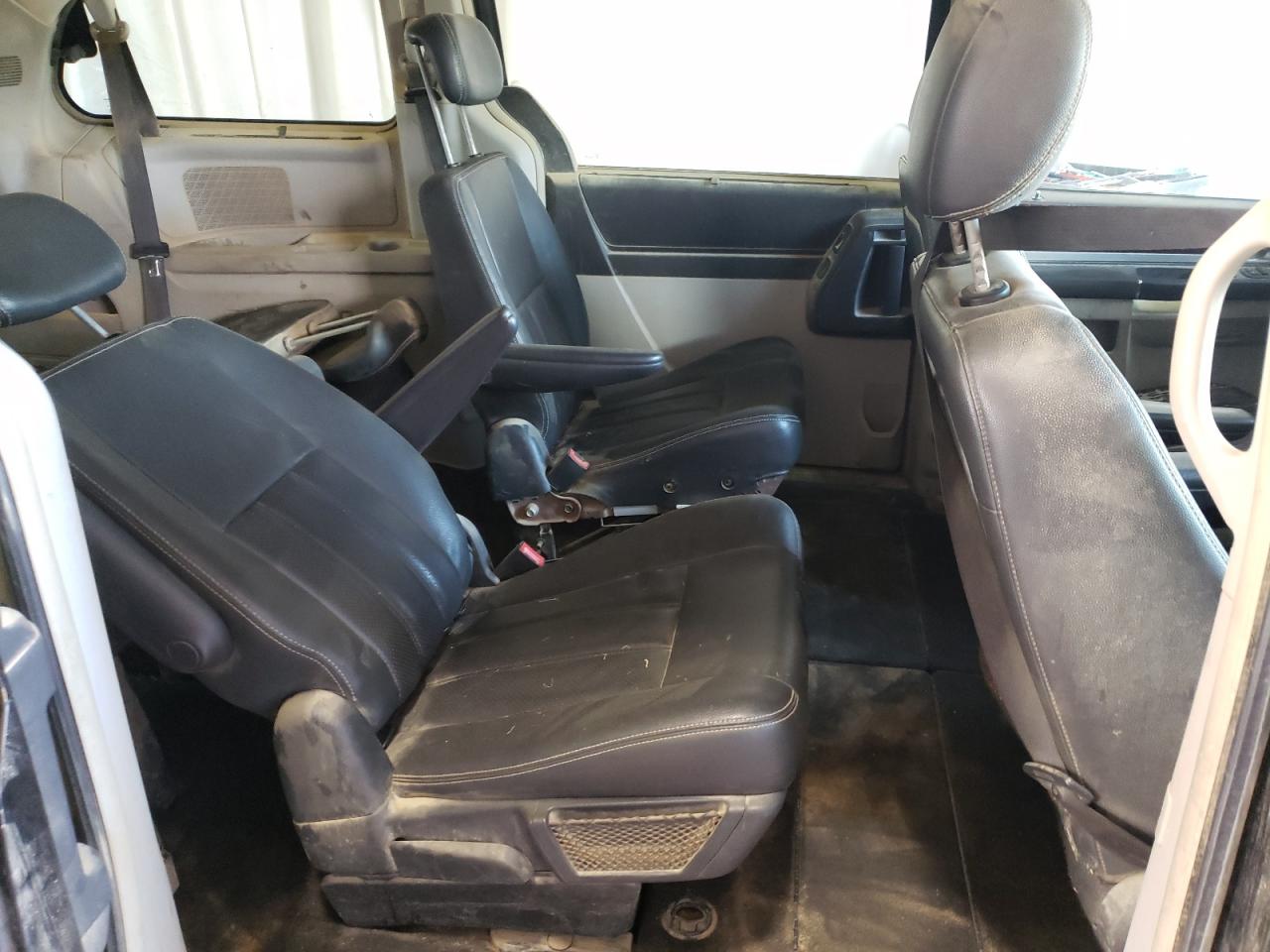 2009 Chrysler Town & Country Touring VIN: 2A8HR54X59R645381 Lot: 62400204