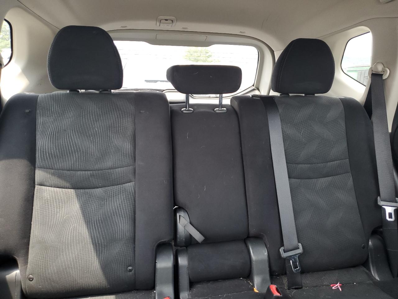 2015 Nissan Rogue S VIN: 5N1AT2MV2FC849983 Lot: 64147454