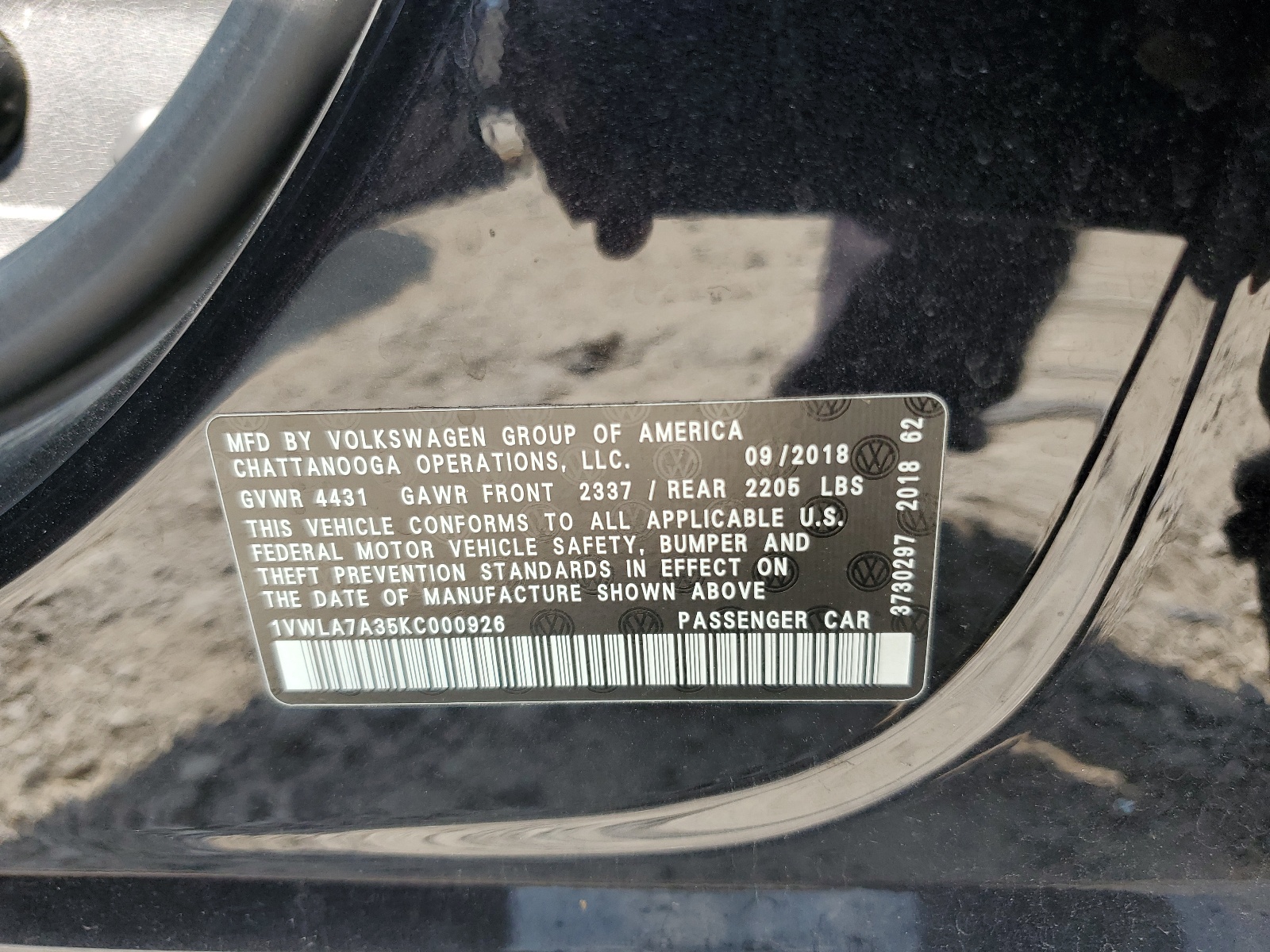 1VWLA7A35KC000926 2019 Volkswagen Passat Wolfsburg