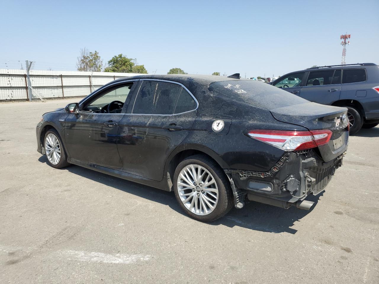 4T1B21HK6JU503228 2018 TOYOTA CAMRY - Image 2