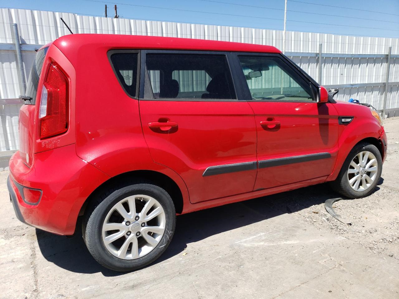 VIN KNDJT2A55D7612046 2013 KIA SOUL no.3