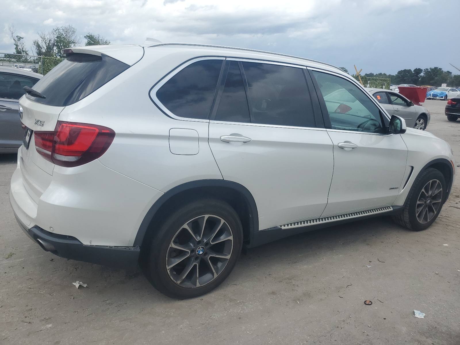 2014 BMW X5 xDrive35I vin: 5UXKR0C56E0H16349