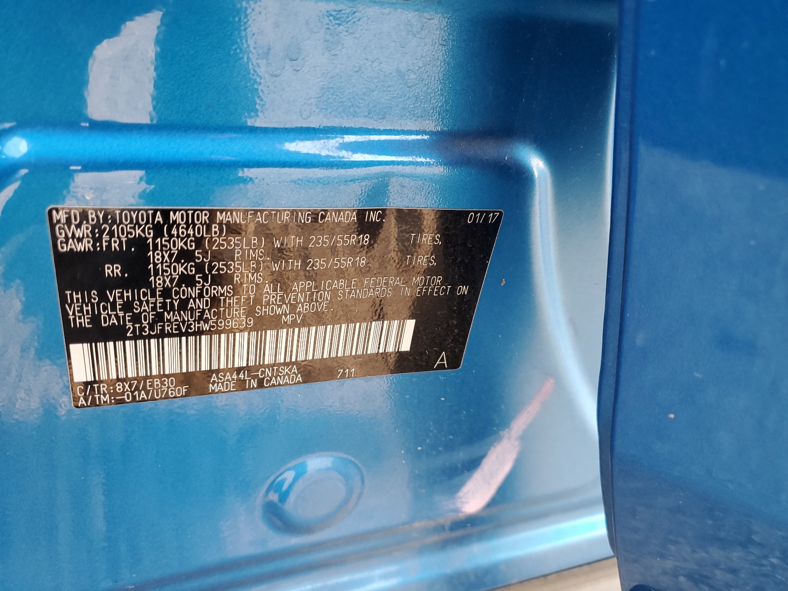 2T3JFREV3HW599639 2017 Toyota Rav4 Se