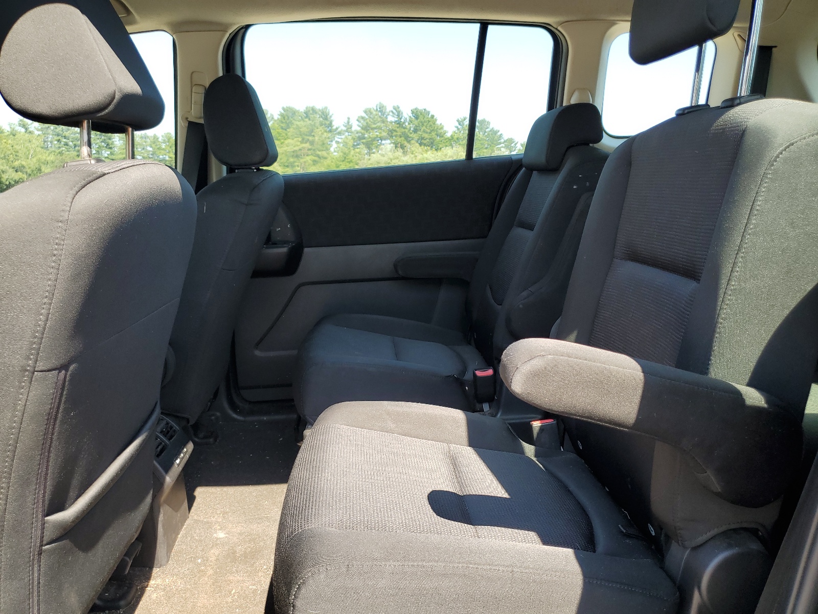 JM1CR2WL9A0360692 2010 Mazda 5