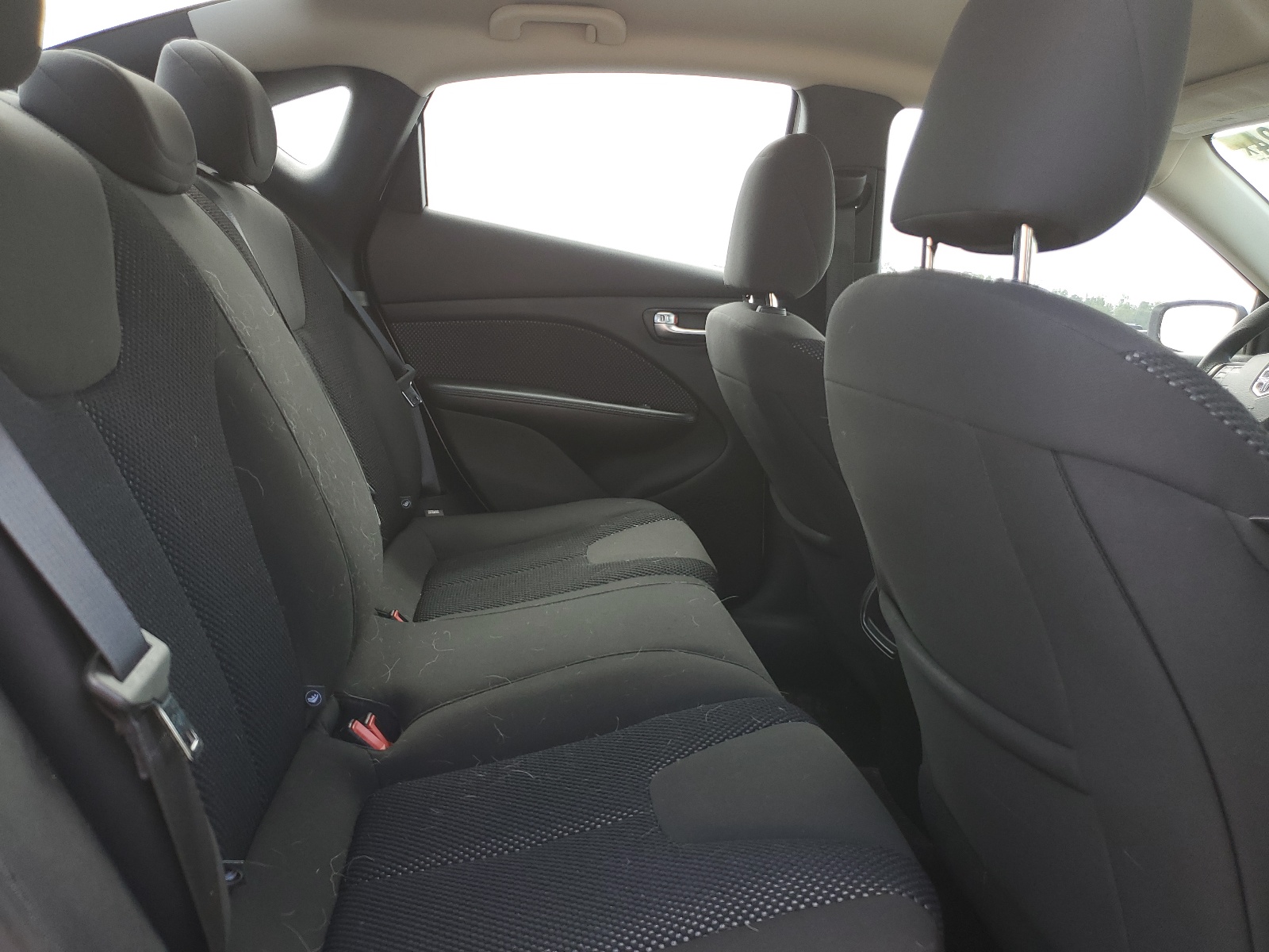 1C3CDFAA1GD684477 2016 Dodge Dart Se