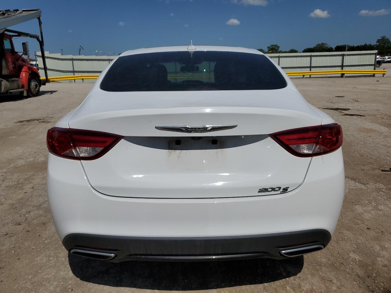 1C3CCCDG6FN636516 2015 Chrysler 200 S