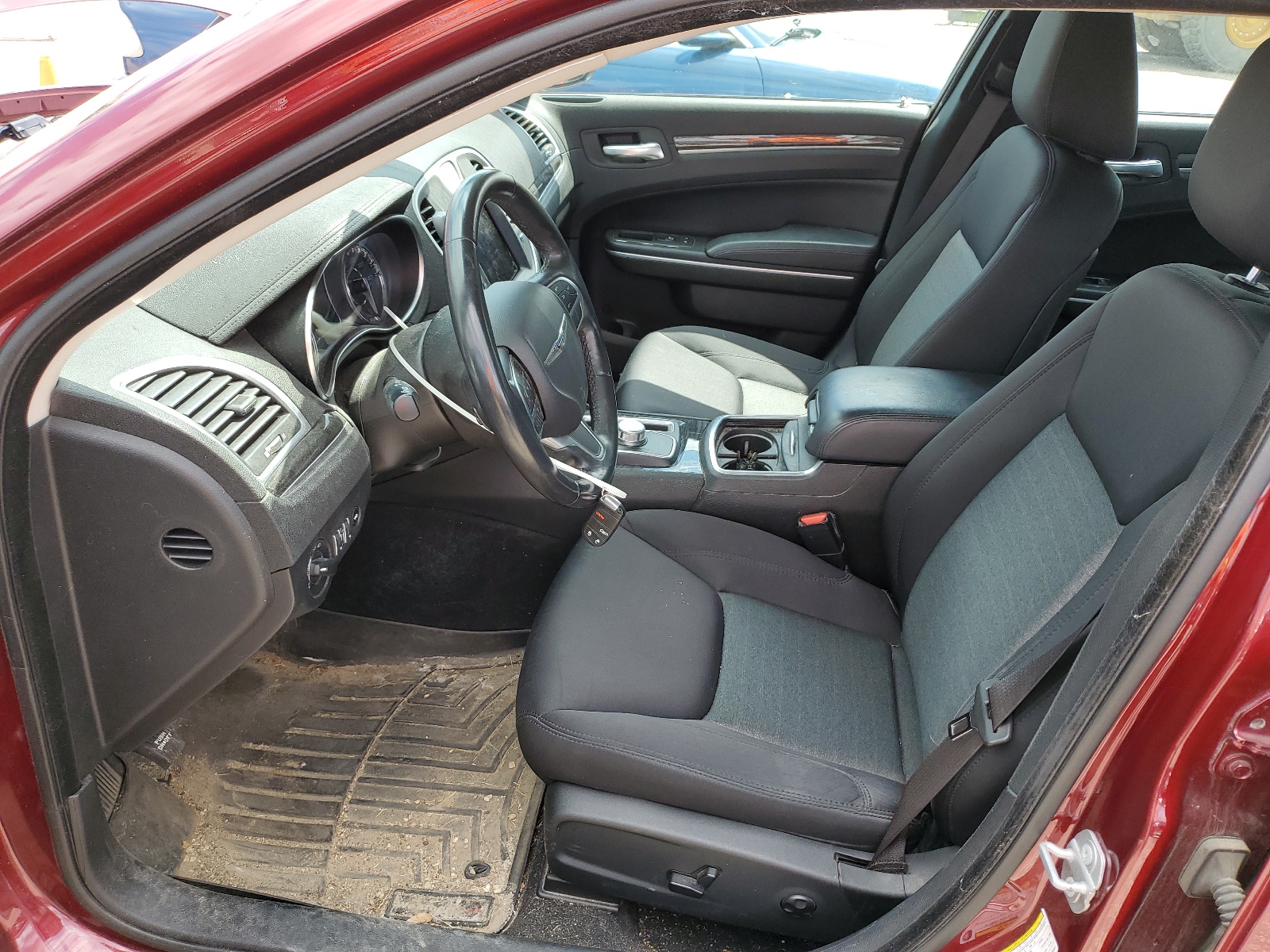 2C3CCARG7KH605047 2019 Chrysler 300 Touring