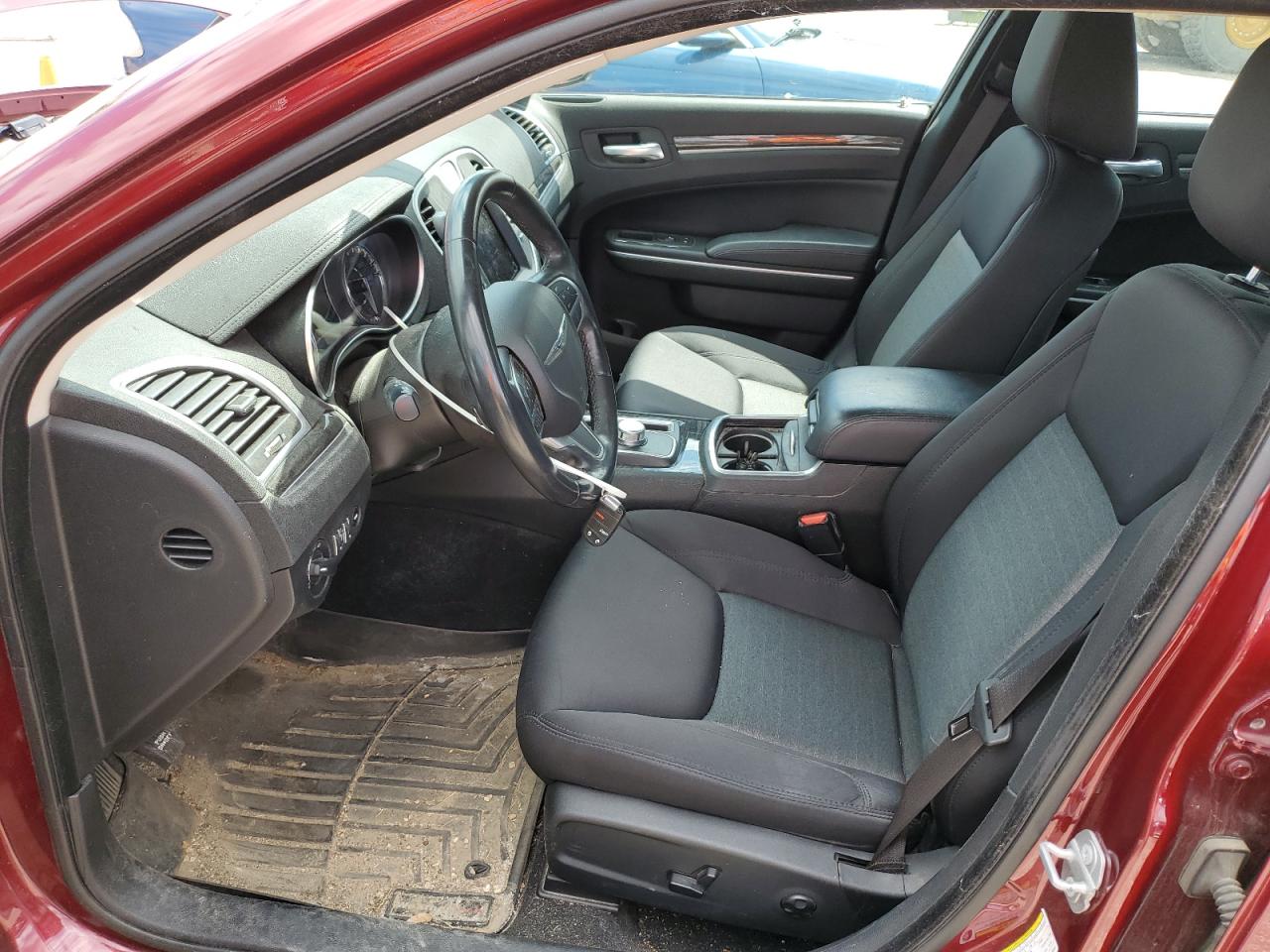 2019 Chrysler 300 Touring VIN: 2C3CCARG7KH605047 Lot: 63706024