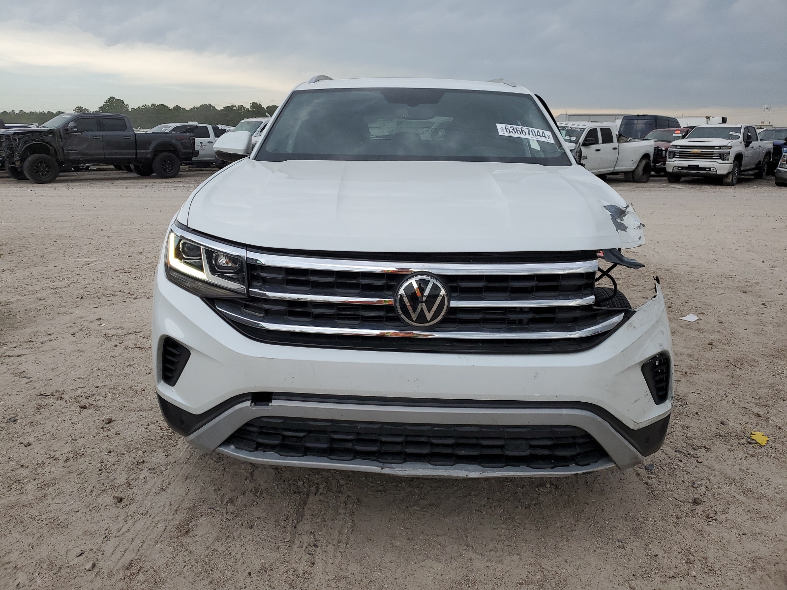 1V2JE2CA2MC240935 2021 Volkswagen Atlas Cross Sport Se